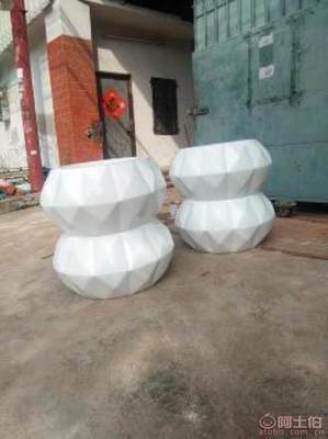 【廣西桂林玻璃鋼菱形幾何花盆定做|廣西桂林菱形幾何花盆生產廠家】豆雙東 - 個體經營 - 熱賣促銷